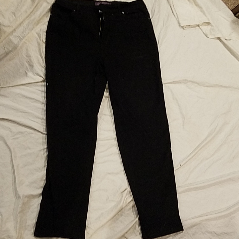 Jeans - Picture 1 of 3